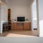 Estudio Nuevo En El Centro De *