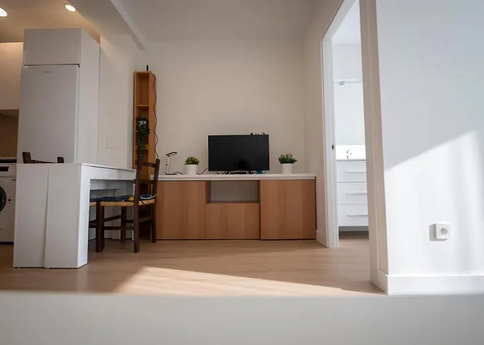 Estudio Nuevo En El Centro De *